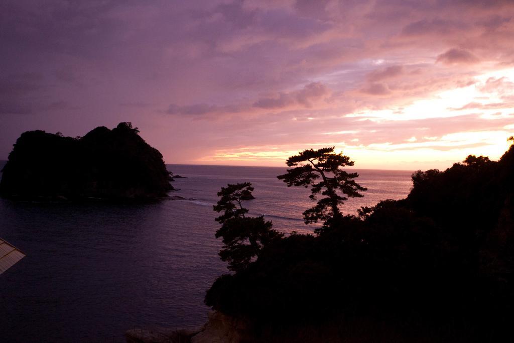 Dogashima Onsen Hotel Nishiizu Buitenkant foto